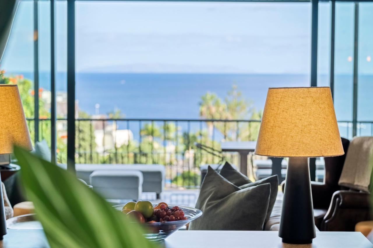 Luxury Oceanfront At Reid'S Gardens Lejlighed Funchal  Eksteriør billede